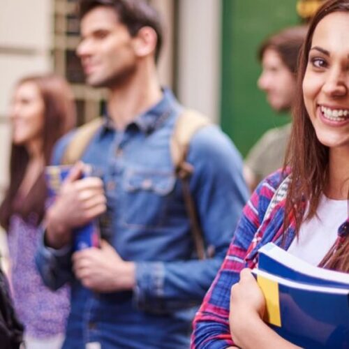 Governo lança “Pé de Meia”, programa que concede até R$ 9,2 mil para estudantes do ensino médio