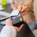 Pagamento com cartão de crédito por aproximação